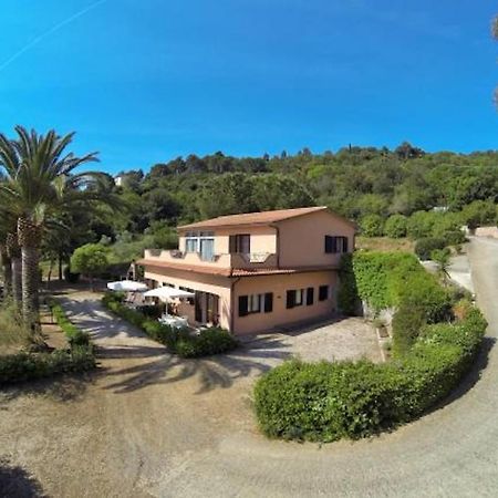 Villa Vanna Trilo -Quadrilocale กาโปลิเวรี ภายนอก รูปภาพ