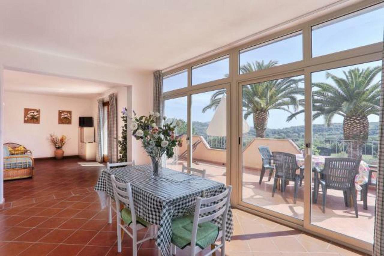 Villa Vanna Trilo -Quadrilocale กาโปลิเวรี ภายนอก รูปภาพ