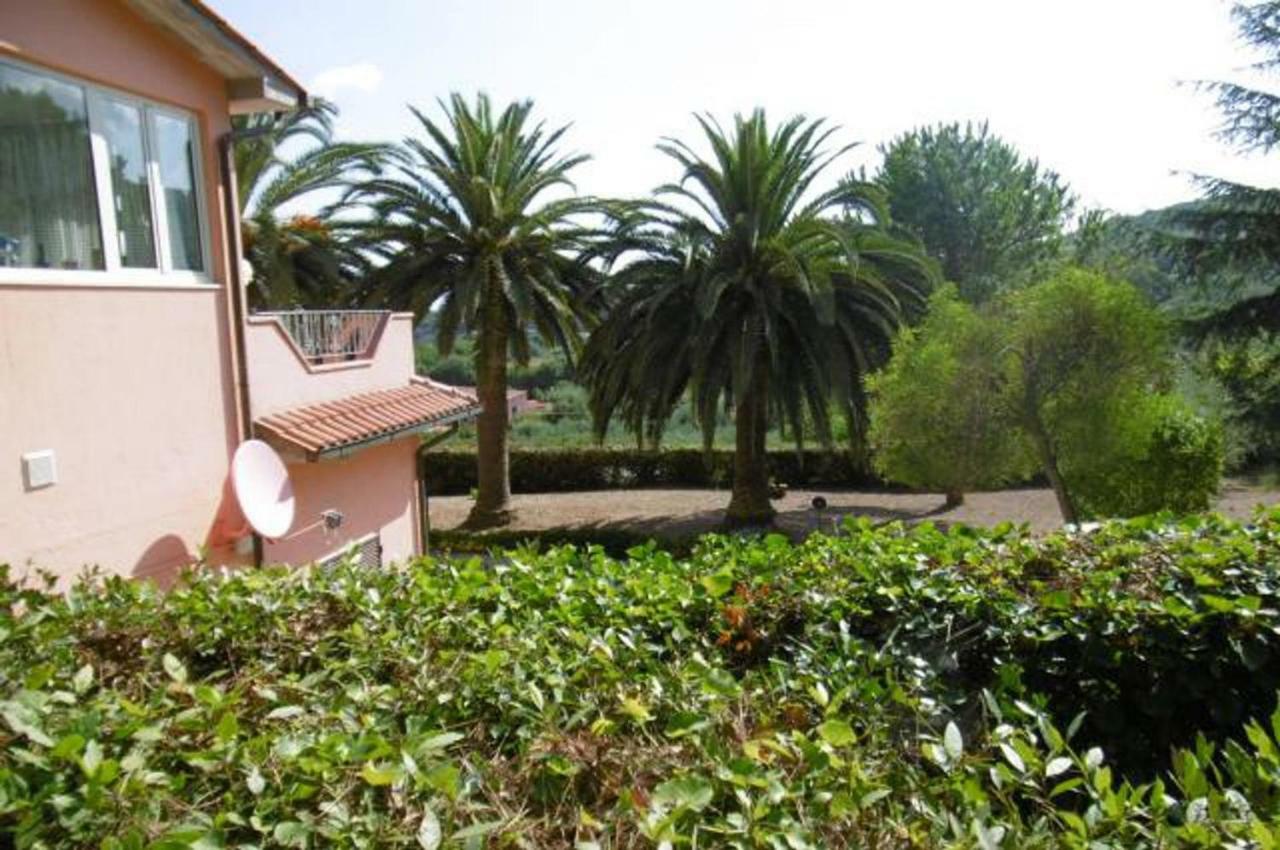 Villa Vanna Trilo -Quadrilocale กาโปลิเวรี ภายนอก รูปภาพ