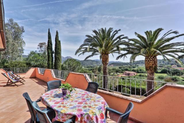 Villa Vanna Trilo -Quadrilocale กาโปลิเวรี ภายนอก รูปภาพ